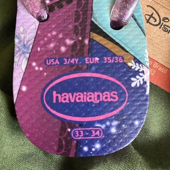 Brand New Havaianas Flip Flops Disney Frozen Anna Elsa Sisters Purple Sandals - Picture 4 of 12
